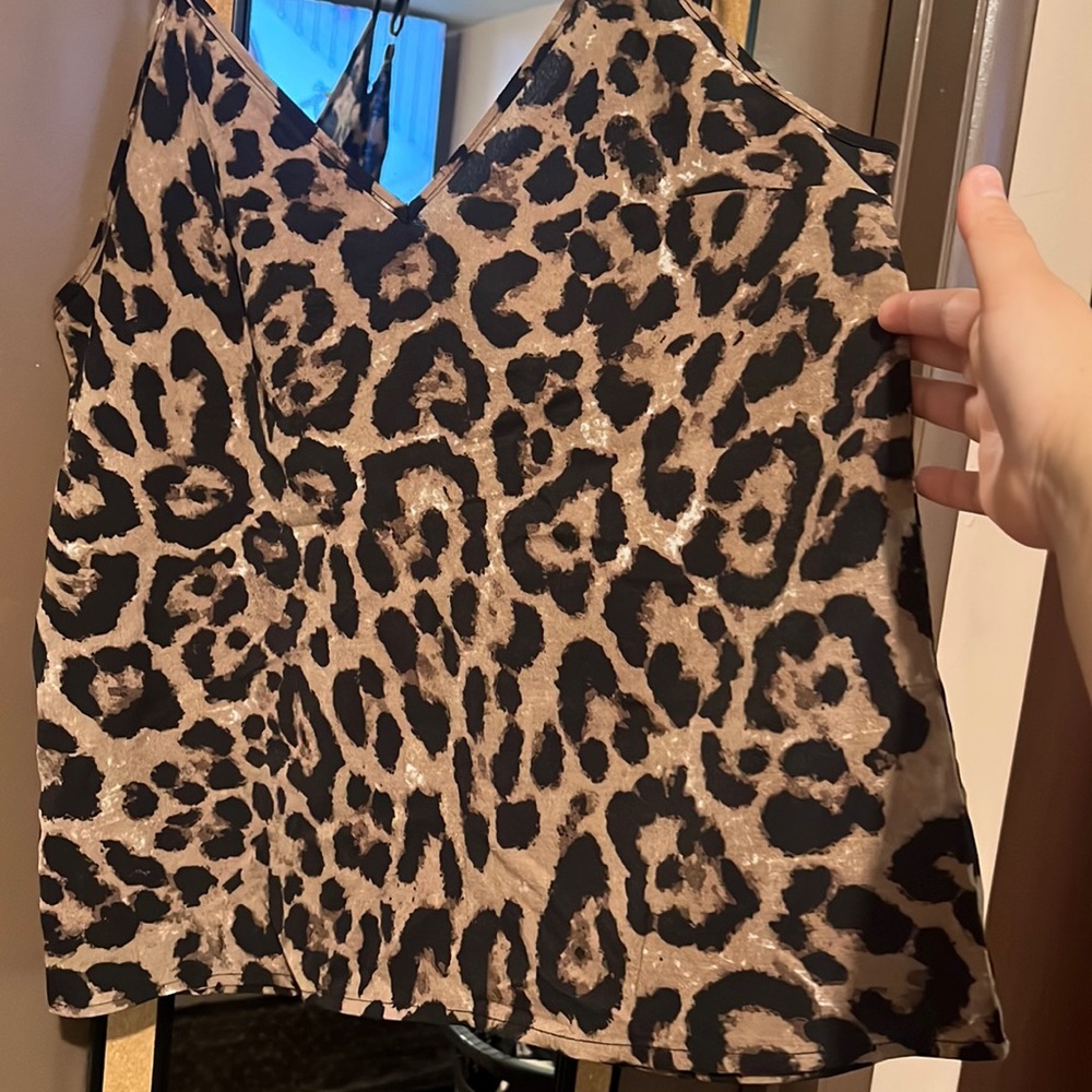 Shein never used cheetah print top